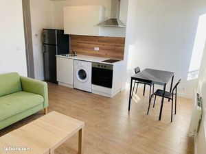 T2 rénové rue Soufflot - immeuble très calme