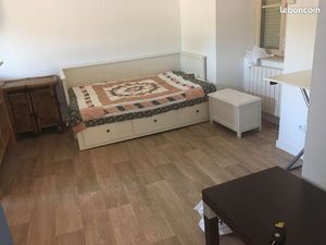 Location appartement 1 piece 24m2 Bressuire