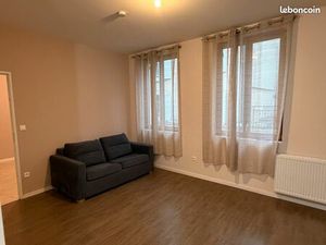 42m2- 2pieces- Hyper Centre - Park. En sous/sol - [URL masquée pour votre sécurité]