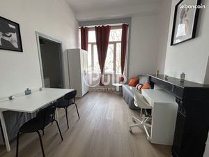 Studio 1 pièce 20 m²