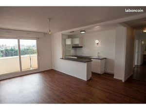 MERIGNAC CENTRE appartement T3 balcon 63 m2 tramway