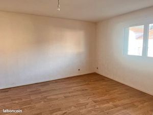 T3 TALENCE 64M2 Parking