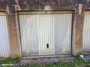 Garage à louer