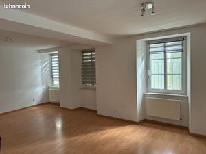 Appartement- 2 pièces - 72 m2