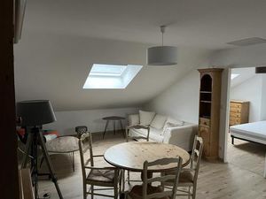 APPARTEMENT ENTIEREMENT MEUBLE !