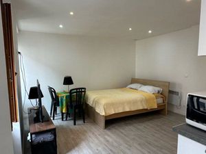 Studio / 25m² / Longjumeau (RER C)