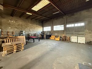 Location entrepôt / local industriel  265.00m²  Carcassonne