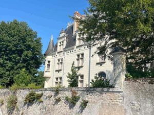 Propriété à vendre AMBOISE 16 pièce(s) 1000m2 1 300 000€