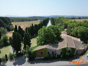 Réf : Canal - Carcassonne - Immeuble de 465m² au sol sur 2 niveaux soit 930m² au total