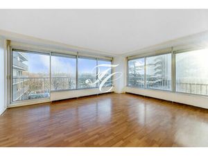 Appartement Puteaux 5 pièce(s) 115.48 m2