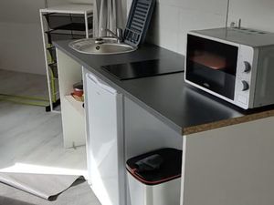 STUDIO 21m2 AVRILLE CENTRE