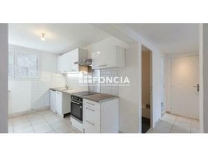 Appartement T3 – 1er étage avec ascenseur  cave et parking en sous-sol