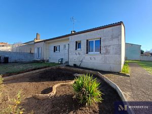 PLAIN-PIED PROCHE SERVICE A RENOVER