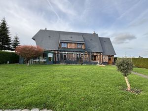 MAISON DE CARACTERE A PROXIMITE DE PAVILLY