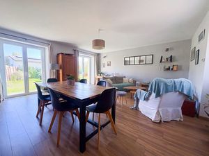 LONGERE RENOVEE 110m2 SOULAIRE-ET-BOURG