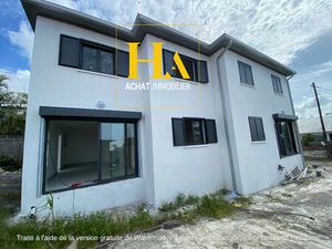 ST JOSEPH Ensemble immobilier composé de 2 maisons F4 neuves