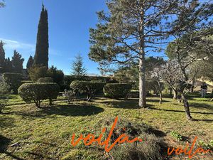REF : SERRESDEVANT- BOIS DE SERRES - CARCASSONNE - Terrain 800 m2 environ plat dans pinède
