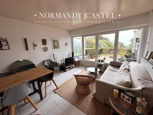 NORMANDY CASTEL TROUVILLE