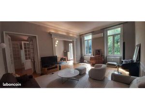 Appartement 5 pièces 199 m²