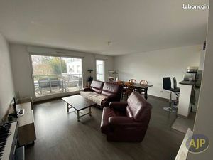 Appartement T3/67 m²/Plein centre de Carquefou