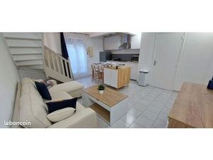 Maison de Ville Duplex T2 Meublé 42 m2 sans vis à vis - calme absolu (zéro bruit) - Au Coe
