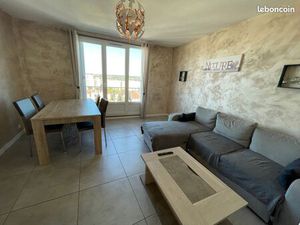 Joli T2 meublé 47 m² rue du Cercler LIMOGES - place de stationnement privative  loyer 515 