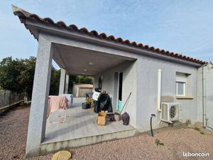 Location à l année