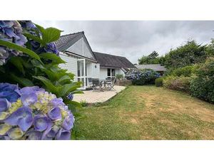 Vente Maison à Lampaul-Guimiliau (29400) : à vendre / 195m² Lampaul-Guimiliau