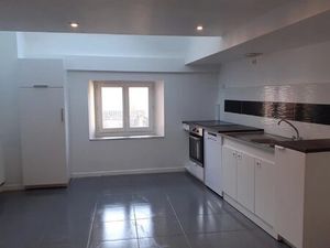À vendre : Appartement rénové de 70 m² à Masevaux  loué à
