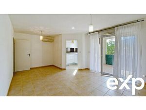 Appartement Moderne à Prades avec Piscine