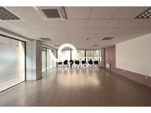 BUREAUX & COMMERCES A VENDRE A VENDRE OU A LOUER