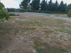 TERRAIN CONSTRUCTIBLE A MESANGER