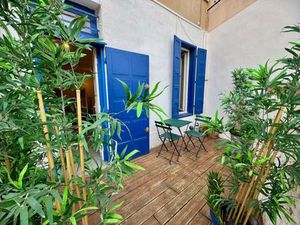 Studio + cour  Bompard