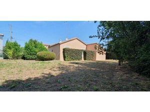 Maison de ville avec 2 garages et atelier