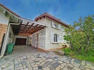 Maison R+1 à rafraîchir de 90m²  1 chambre (possibilité d'un