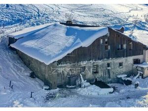 Ferme ancienne à rénover - Ski "in & out" - Authenticité - Vue - Calme - MZIMG336