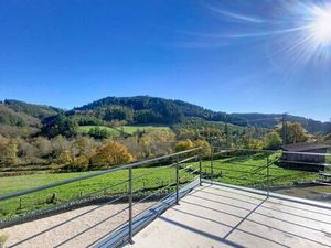 Maison de luxe de 4 pièces en vente à Chambost-Allières  Auvergne-Rhône-Alpes