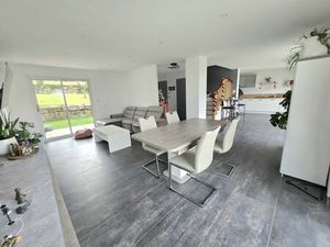 Maison de prestige de 122 m2 en vente Saint-Cergues  France