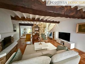 Longère T6 GUICHEN - 1225 m2 de terrain - Vue dégagée - Proc