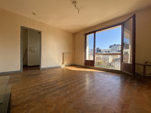 A VENDRE STUDIO 34m2 QUARTIER MADELEINE