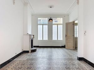 Huis te huur in Roeselare met 4 slaapkamers