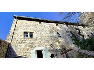 Au cœur du village  maison + gite de caractère  terrasse