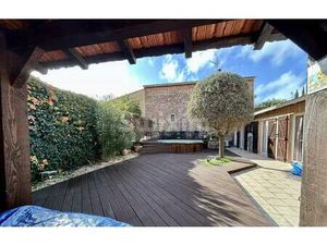 Appartement De Plain Pied Avec Jardin