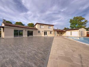 Magnifique propriété avec 11.000m2