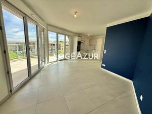 Location appartement 3 pièces 58 m² à Antibes (06600)