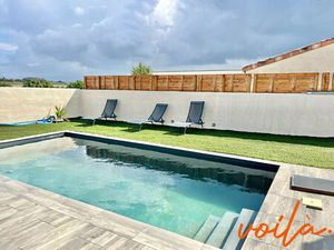 Réf. HIRST - PROCHE CARCASSONNE - Maison PP 3ch - Garage - Jardin - Piscine