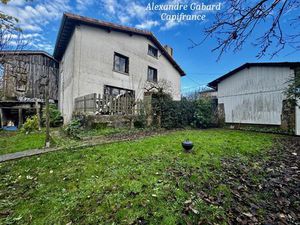 Annonce vente maison 5 pièces de 126m2 à La reole (33190) - ParuVendu.fr ref 992784010894