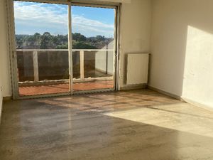 Location T4 non meublé - 78m² - Parking et Terrasse - Aix Pigonnet