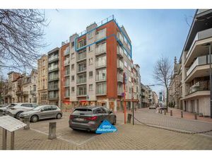 Lichtrijk hoekappartement met open zicht in het centrum van Blankenberge