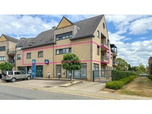 Lichtrijk appartement met zonnig terras  garage en 2slpk!